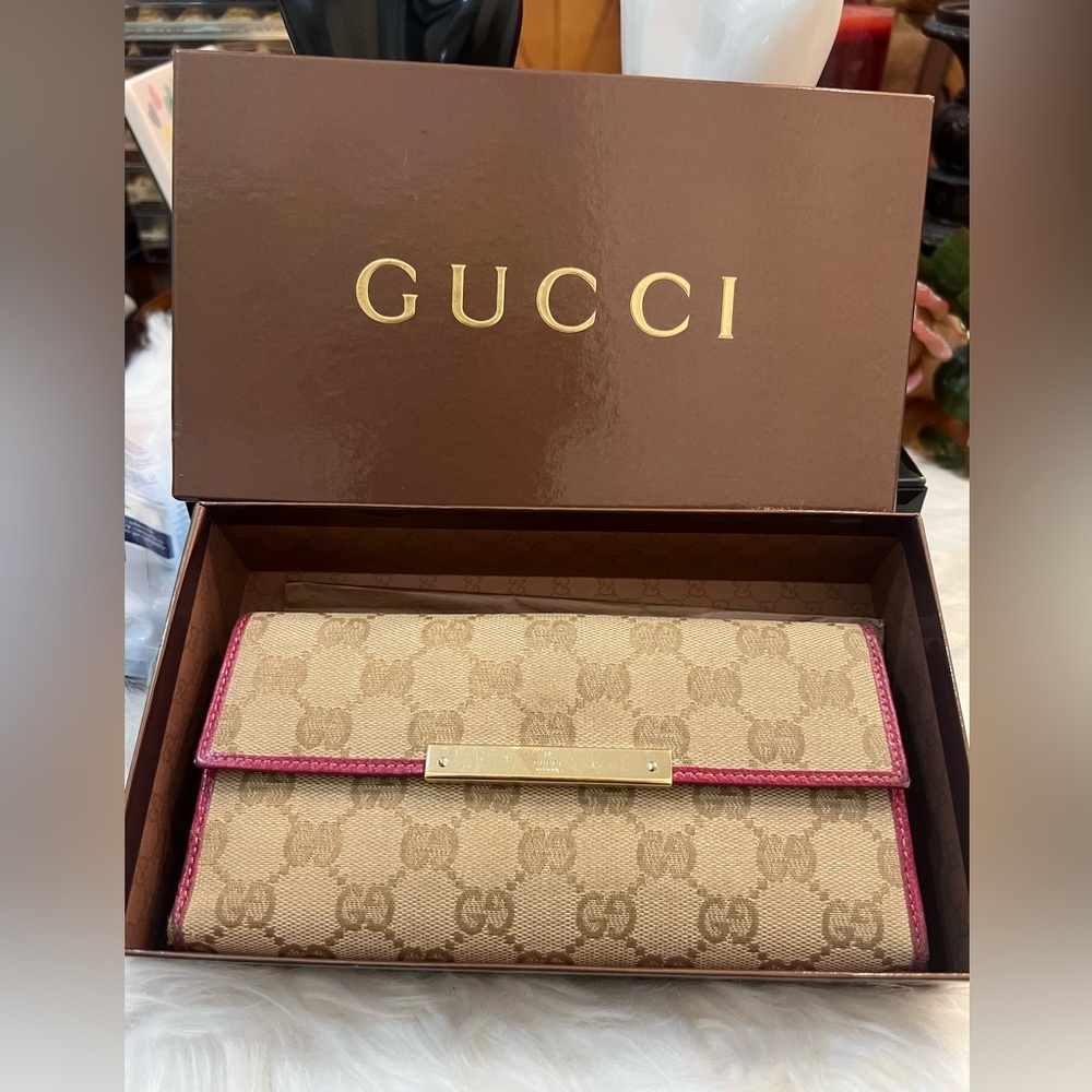 ⭐️Gucci Long Wallet Canvas